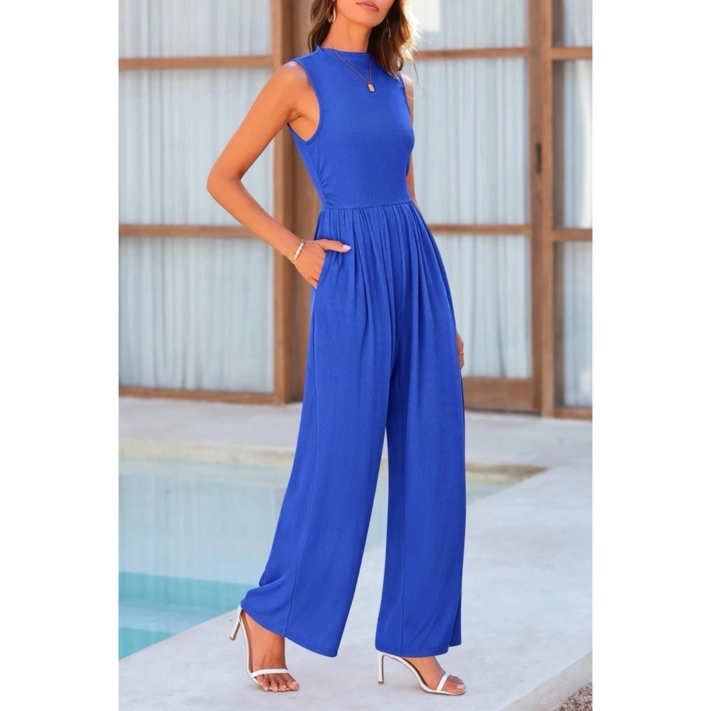 Pretty garden women’s jumpsuit Medium